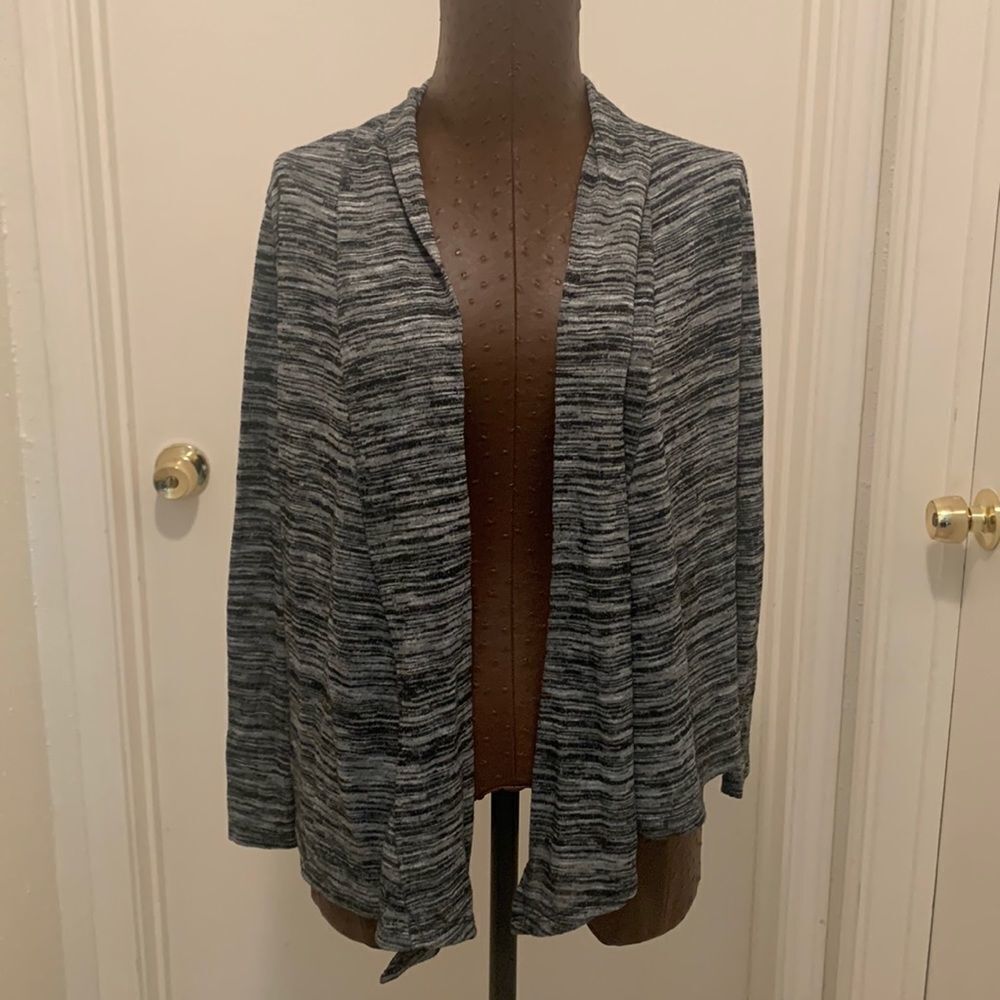 3for$20 sweater cardigan medium
